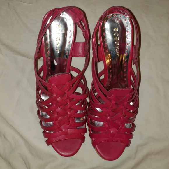 BCBGirls "Darma" Fuschia Heels Size 10B - Picture 4 of 8